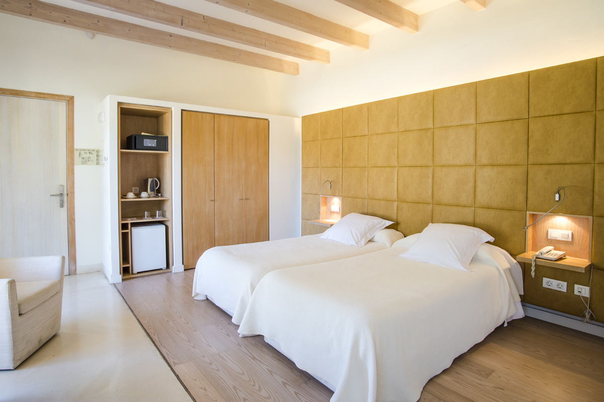 Can Bonico Hotel Bedroom