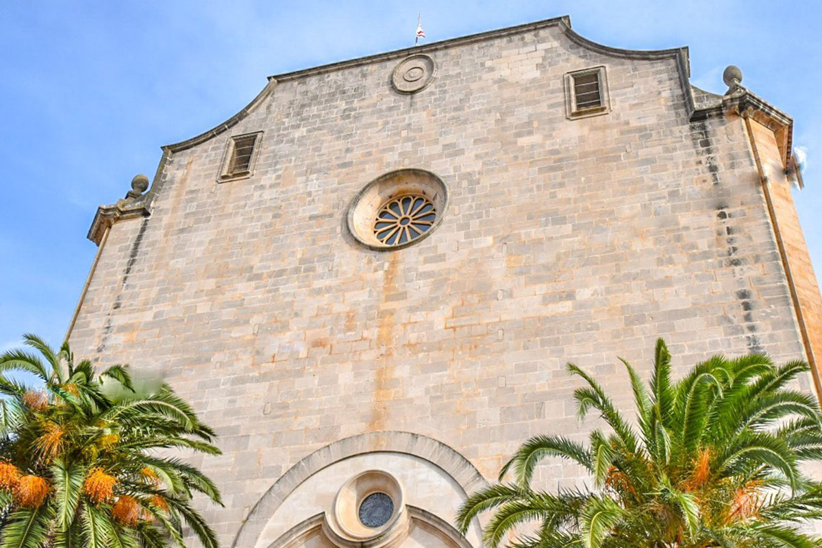 Iglesia Santanyi Hotel Can Bonico Mallorca
