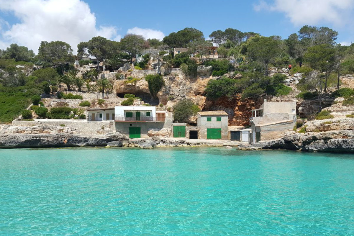 best coves mallorca mejores calas sureste mallorca cala llombards can bonico hotel ses salines