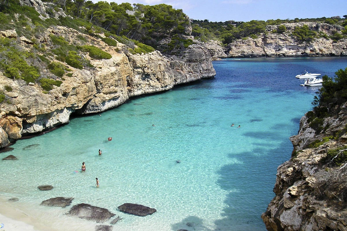  CALO DES MORO MEJORES CALAS MALLORCA CAN BONICO HOTEL SES SALINES