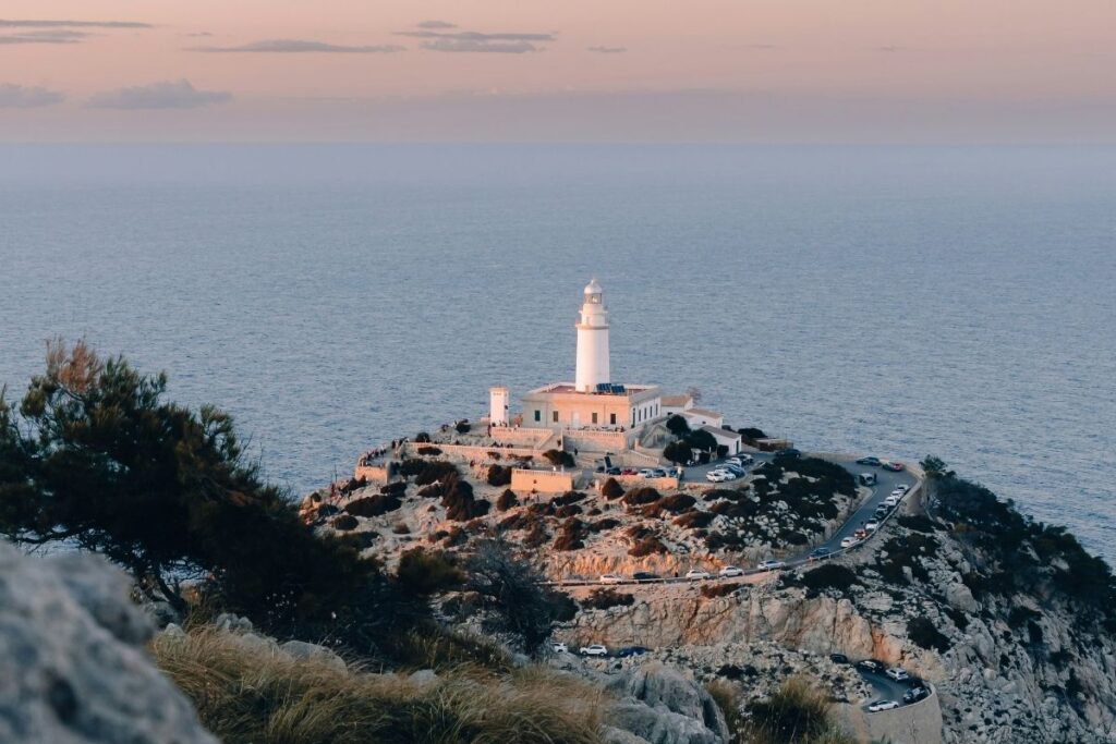 Blog hotel can bonico ses salines Mallorca - The history of Mallorca's lighthouse heritage tradition - Cap de Formentor faros Mallorca