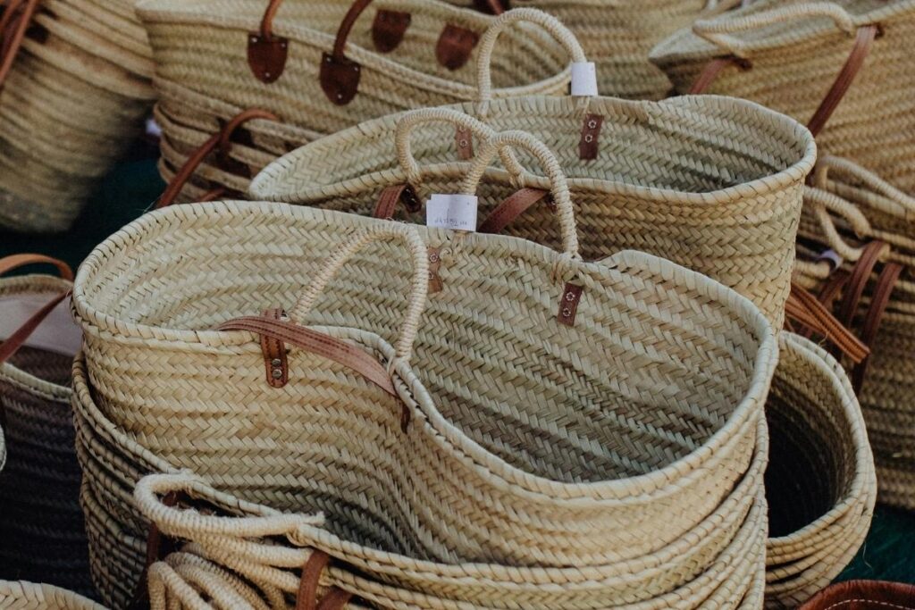 Blog hotel can bonico ses salines Mallorca - The best Mallorca souvenirs local art, crafts and products souvenirs y productos de Mallorca