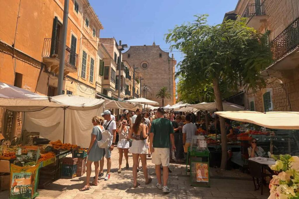 Blog hotel can bonico ses salines Mallorca - What to do with kids in Mallorca market day